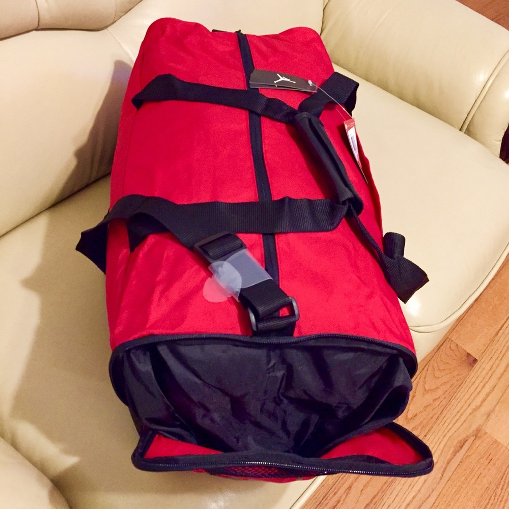 Jordan Air Nike Duffel/Gym Bag - Picture 6 of 8